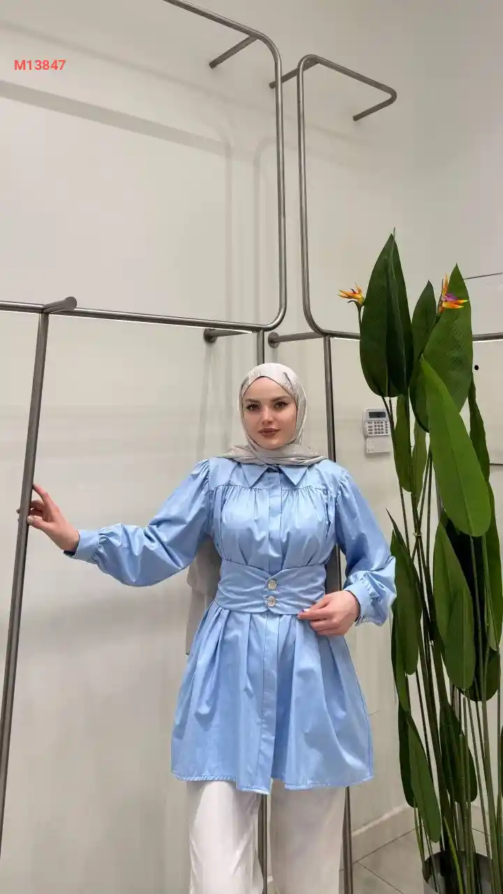 قميص طويل مع زنار بأزرار