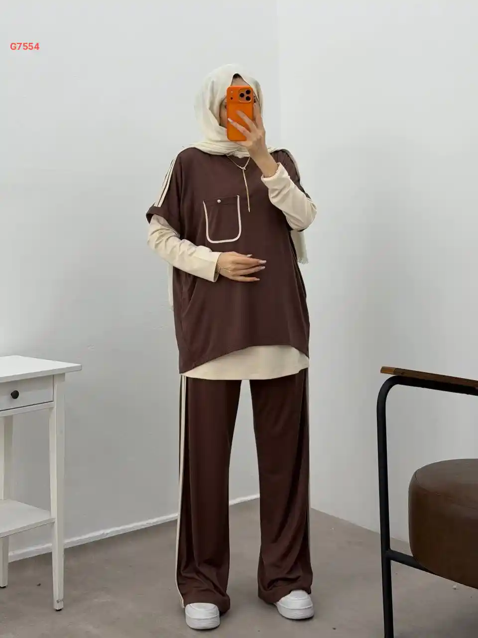 بيجامة طويلة مقلمة عالجنب