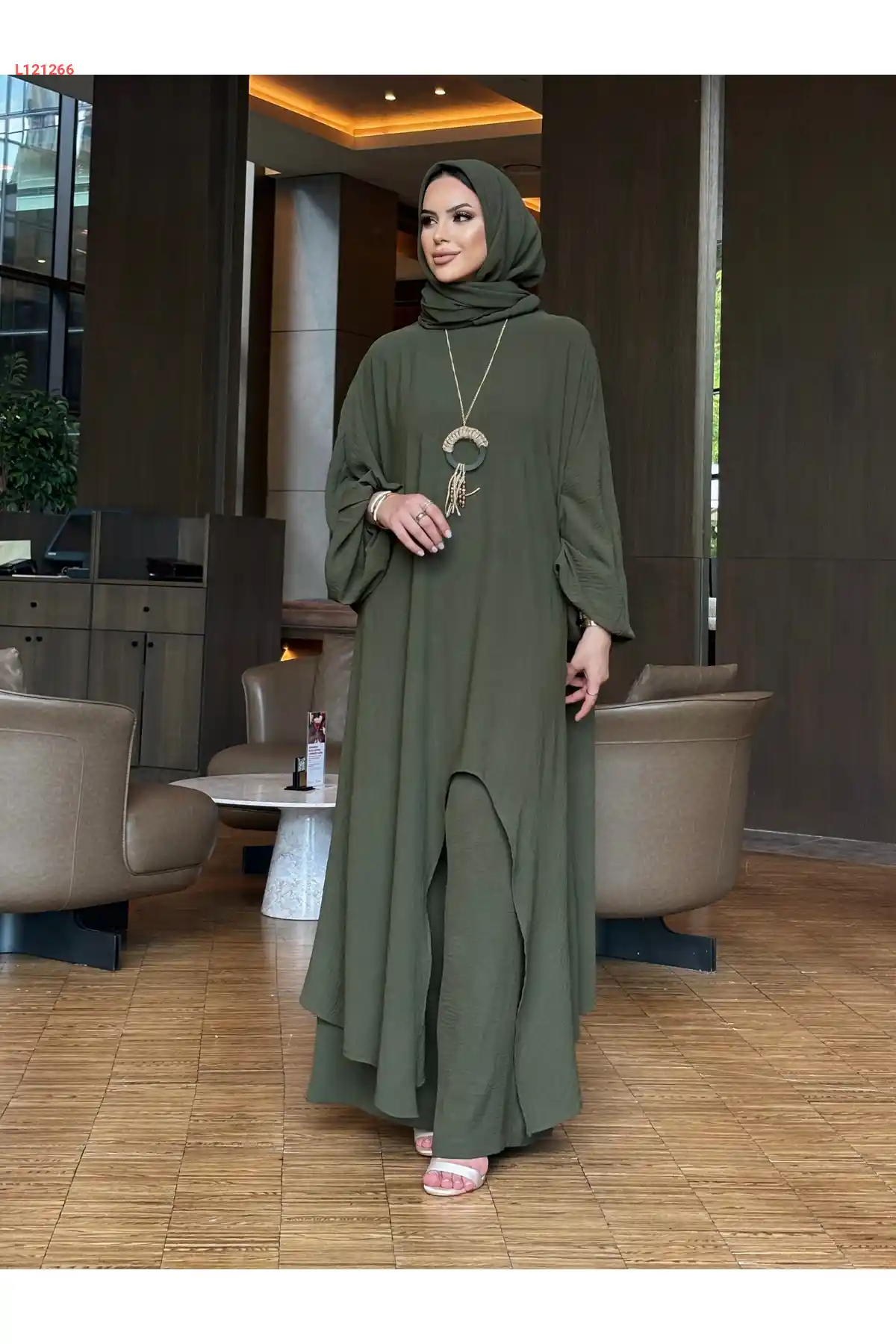 طقم كادين بأكمام خفاش مزدوج