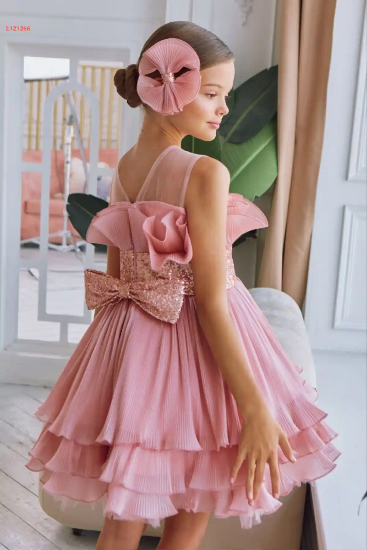 فستان الأميرة بلوم - تصميم خاص مع توكة مميزة 🎀
